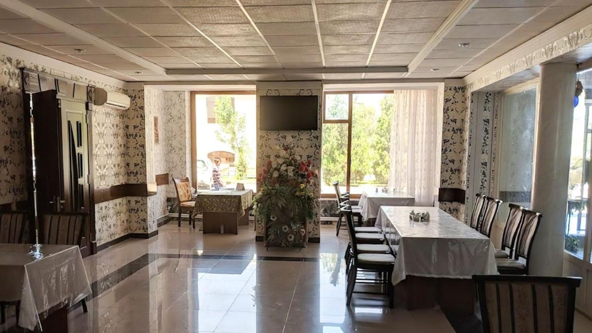 Reikartz Urgench Hotell Eksteriør bilde