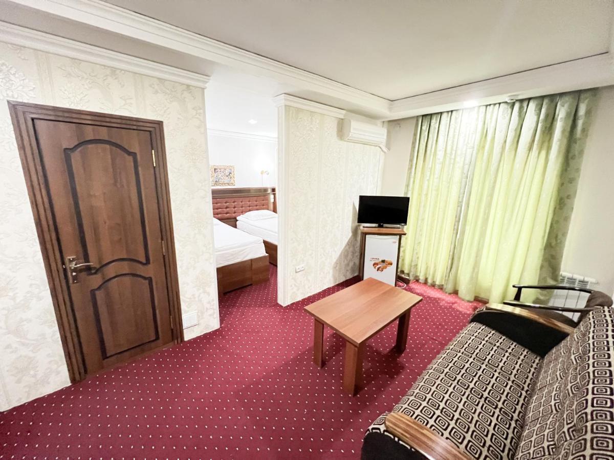 Reikartz Urgench Hotell Eksteriør bilde